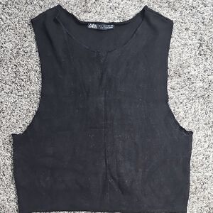 Zara Black Sleeveless Muscle Tee Crop Top